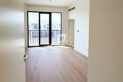 Spacious Layout | Green Community | Large Layout