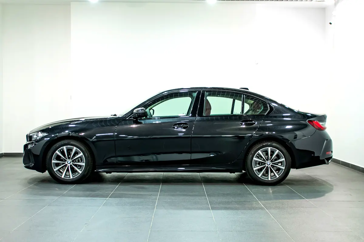 BMW 3-Series 2026