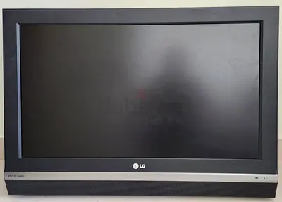 LG 32-inch Flat Panel TV – Good Working Condition