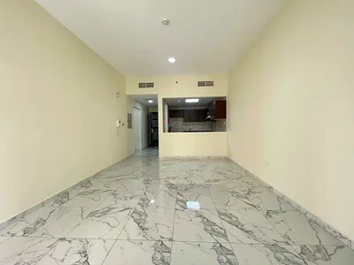 BRIGHT 1BHK WITH CLOSE KITCHEN !! FAMILY BUILDING