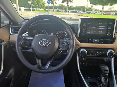 صورة 12 لـ 2021 Toyota RAV 4