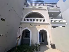 Villa 4 Bedroom + Maid + Roof top / Well Furnished