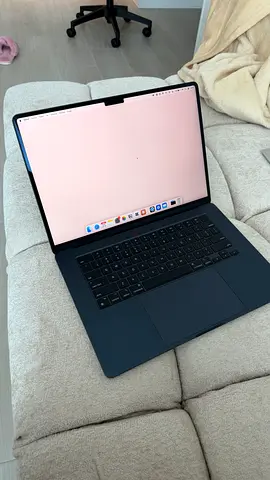 MacBook Air 15” | 24GB RAM | M3 | 512GB SSD | Apple Warranty till Oct 2026 | 96% Battery