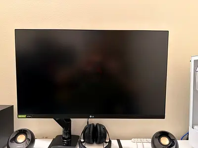 Lg ultra gear 27 nano IPS 2k 144 hrz
