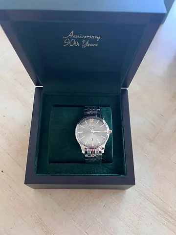 Jovial stainless steel mens wristwatch - new