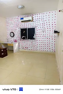 Available family room in Villa