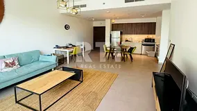 Vacant | Fully Furnished | Pool and Gym Acess