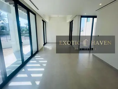 Ready to Move In | Exclusive | Single Row