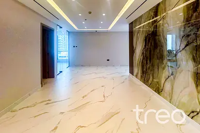High-End Fit Out | Smart Layout | Vacant