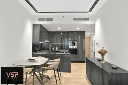 Elegant Fully Furnished, Spacious Layout