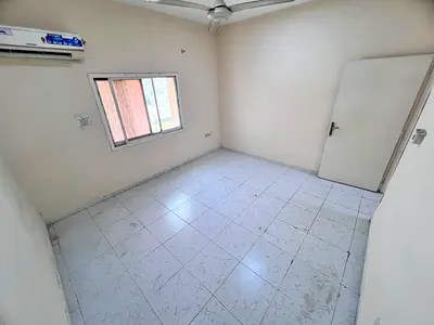 من أجمل الشقق وأفضل الأسعار شقة غرفة وصالة بموقع مميز قريب من كنز مول، تتميز بمساحة مريحة وتقسيم عملي وتقع في منطقة حيوية قريبة من جميع الخدمات والمرا