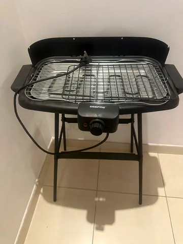 electric grill - brand new