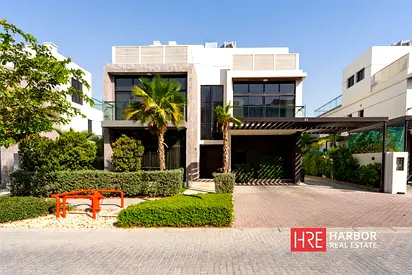 Premium 5BR Villa | Pus Maids Room | Golf View