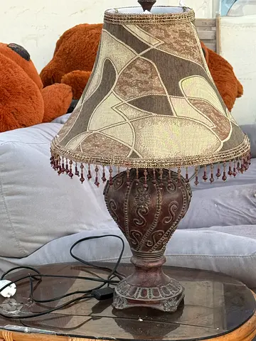Vintage Style Table Lamp with Decorative Tassel Shade