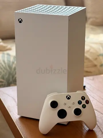 Microsoft Xbox Series S Console with Wireless Controller - Digital (No Disk)