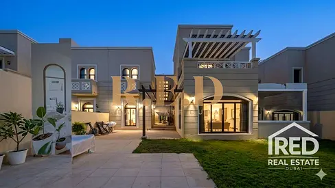 Single Row | Huge Plot Size | Corner Unit