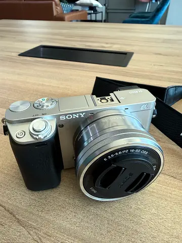 Sony Alpha a6000 Mirrorless Camera + 16-50mm OSS Lens – Excellent Condition