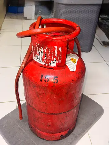 Gas Cylinder with Regulator - Used