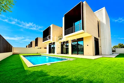 LUXURY FURNISHED VILLA | VACANT | BRAND NEW