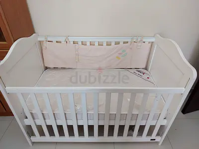 White Wooden Baby Crib with Mattress - Good Condition