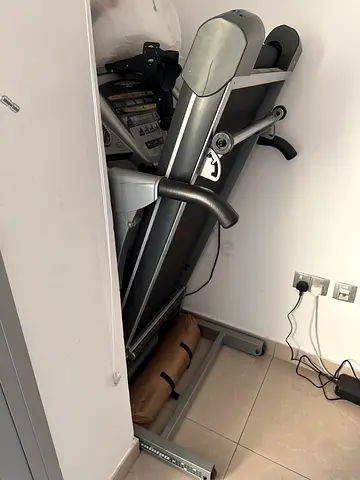 Old treadmil