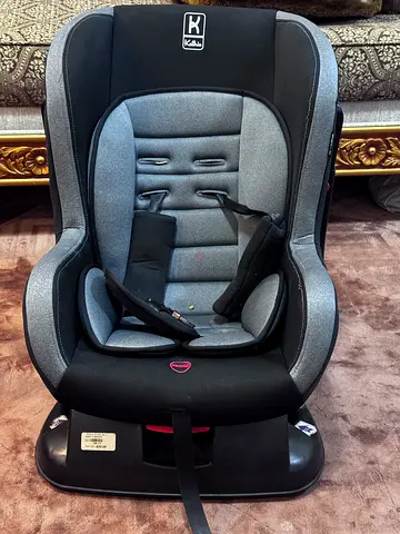 Good condition infant car seat (convertible) - grey/black