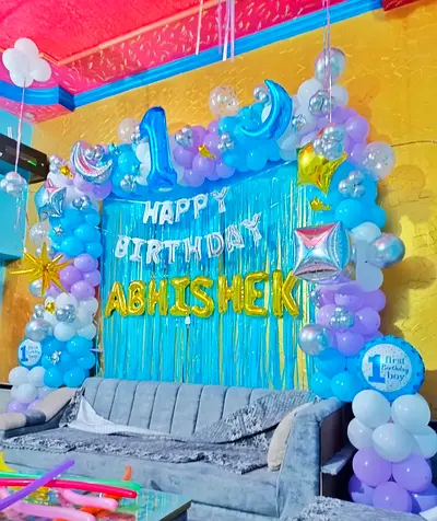 Balloons decorations services Available