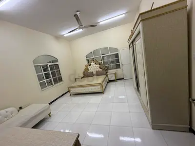 Studio Room