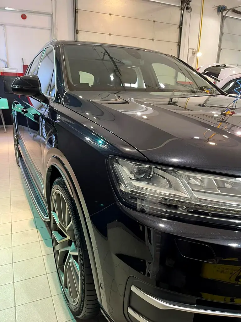 Audi Q7 2019 — photo 1 of 7