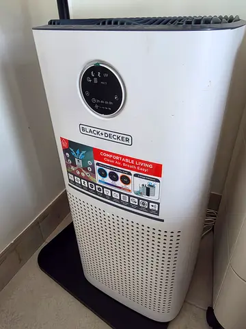 Black+Decker Air Purifier - Compact Unit in Good Condition