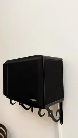 Classic Bose 301 Series IV Bookshelf Speakers Pair - Mint Condition