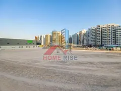 On Border / 2BHK / Easy Exit Dubai / Built in Wardrobe/Master Bedroom