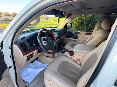 Toyota Land Cruiser GXR 2014 GCC Specs - Reliable 4x4 Luxury
