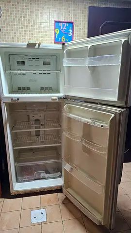 ثلاجة