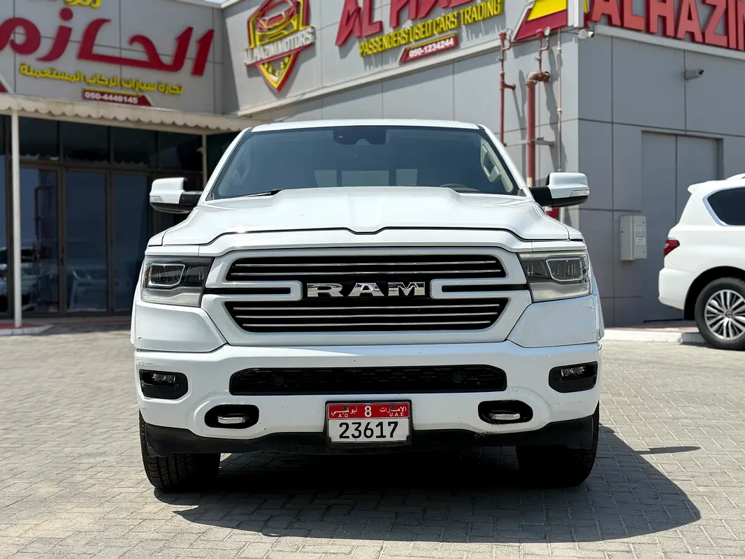 Dodge Ram 1500 2021 — photo 1 of 8