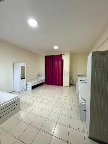 Executive bed space in internatinal city spain cluster