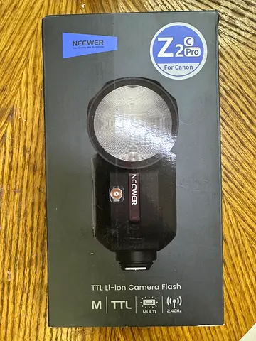 Neewer Z2 Pro TTL Camera Flash (For Canon) - Like New in Box