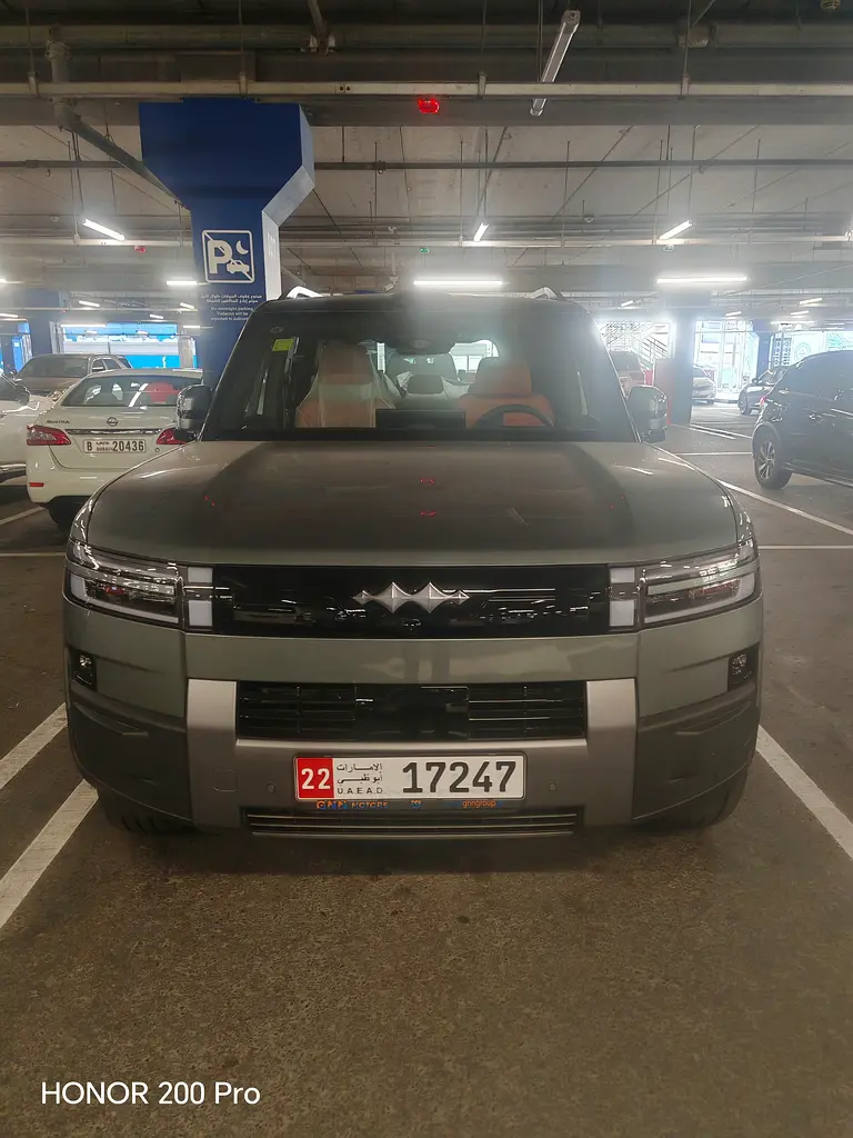 BYD Leopard Titanium 7 2025 — photo 1 of 8