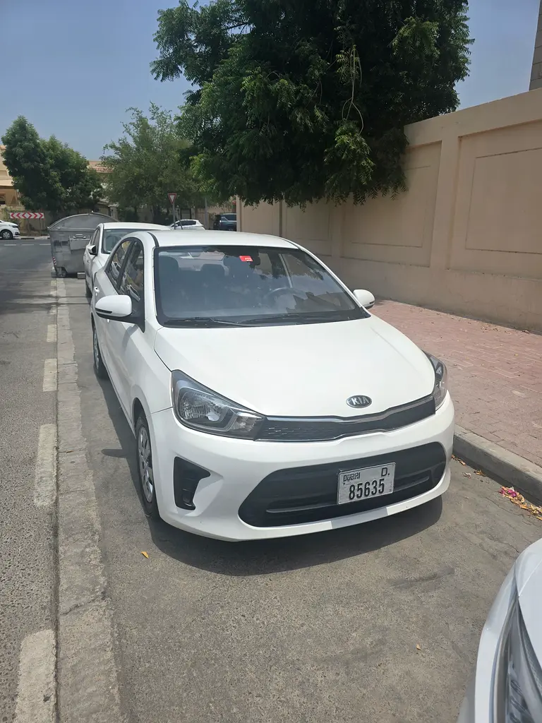 Kia Pegas 2021 — photo 1 of 8