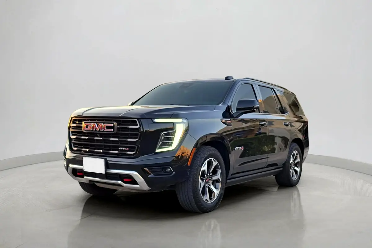 GMC Yukon 2025 — photo 1 of 17