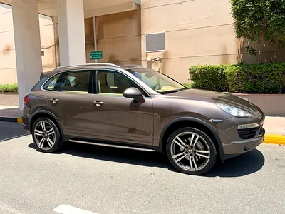 Low mileage clean Porsche Cayenne S