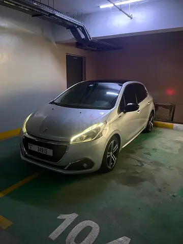 Peugeot 208 GT Line 2016 | GCC Specs | Excellent Condition