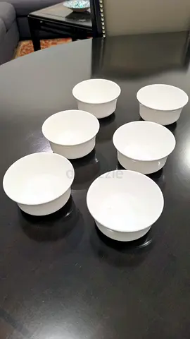 Set of 6 small white -bone china- desert  bowls — excellent condition