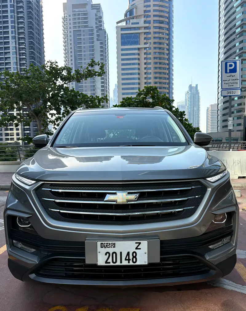 Chevrolet Captiva 2023 — photo 1 of 6