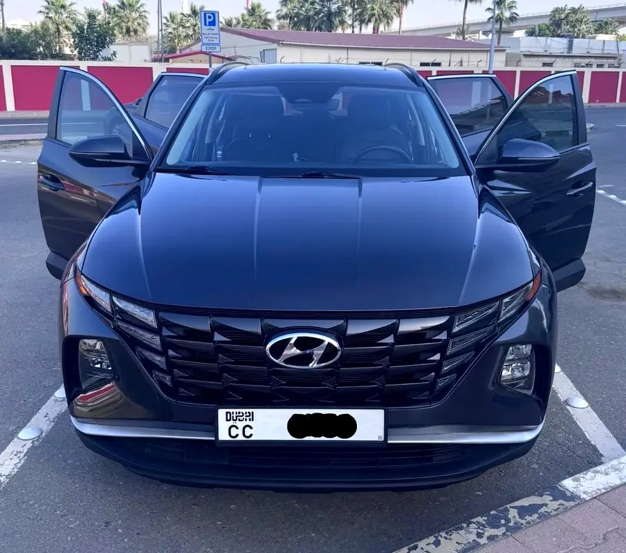 Hyundai Tucson 2023 — photo 1 of 18