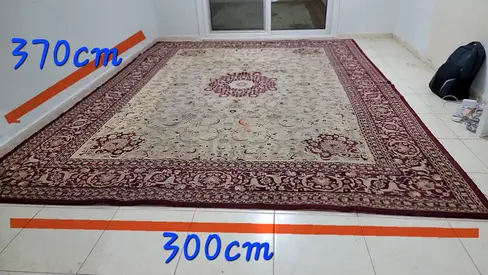 Large Persian-style area rug 300x370cm - beige and burgundy