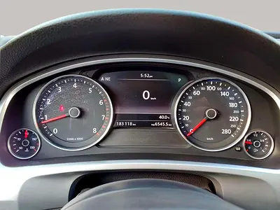صورة 15 لـ 2016 Volkswagen TOUAREG