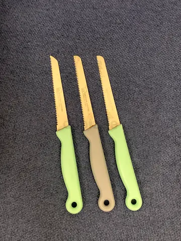 Sharp kitchen knives ( Set of 3 )