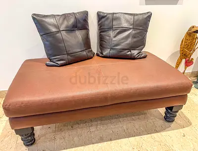 Brown leatherette ottoman/bench with 2 leather cushions — sturdy wooden legs
