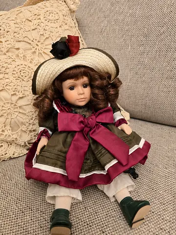 Vintage Collector Porcelain doll seated 12 Green dress
